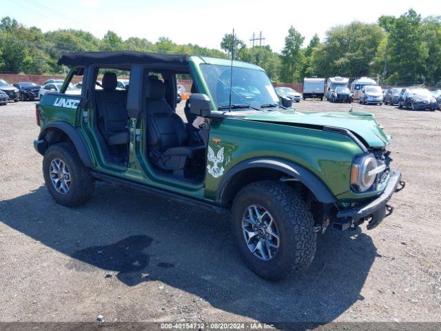  Salvage Ford Bronco