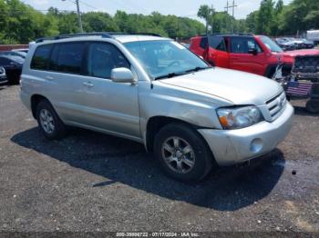  Salvage Toyota Highlander