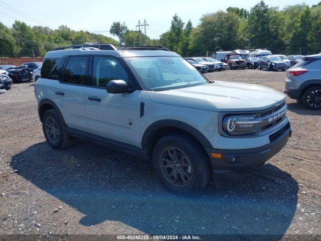  Salvage Ford Bronco