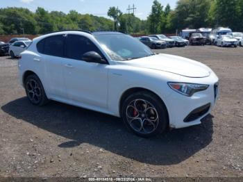  Salvage Alfa Romeo Stelvio