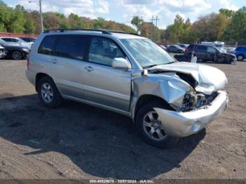  Salvage Toyota Highlander