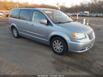  Salvage Chrysler Town & Country