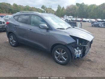  Salvage Hyundai TUCSON