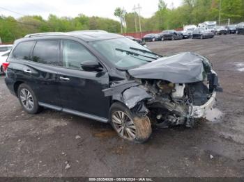  Salvage Nissan Pathfinder