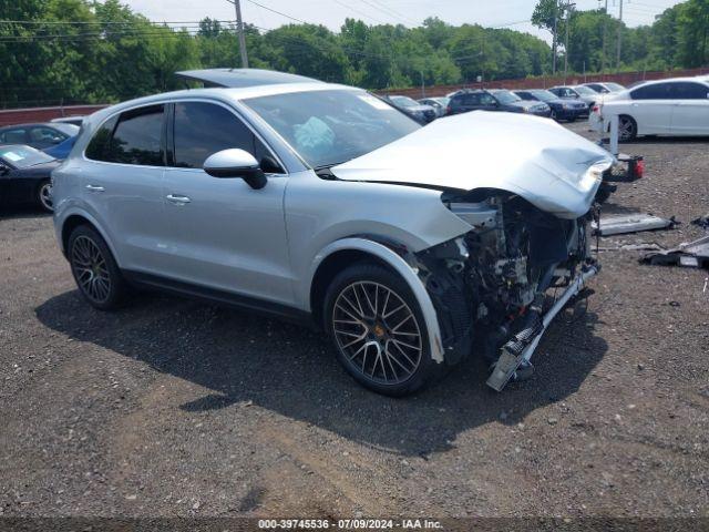  Salvage Porsche Cayenne