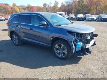  Salvage Toyota Highlander