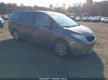  Salvage Toyota Sienna