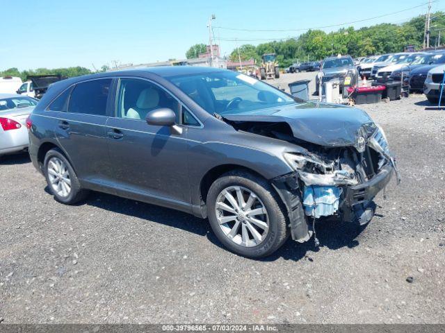  Salvage Toyota Venza