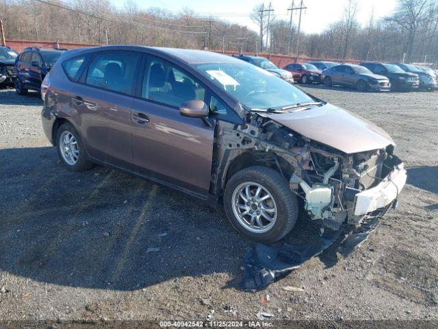  Salvage Toyota Prius v