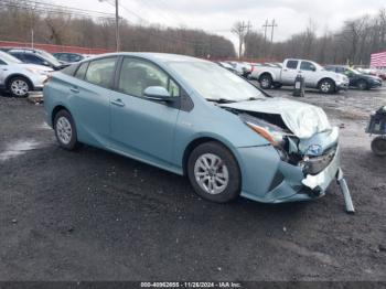  Salvage Toyota Prius