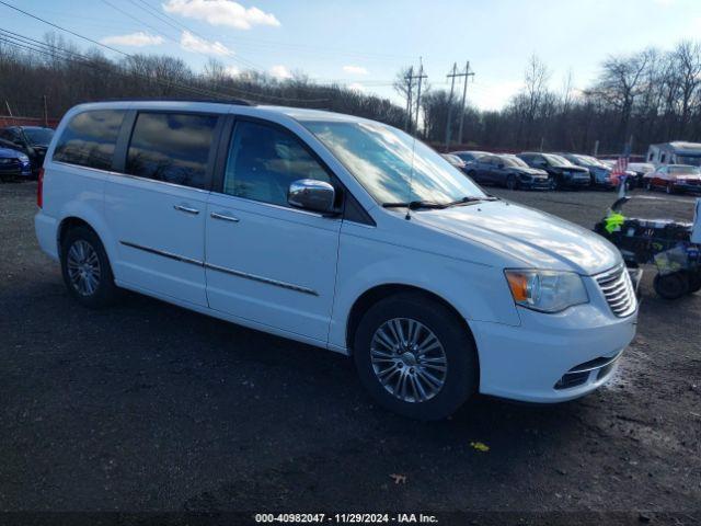  Salvage Chrysler Town & Country