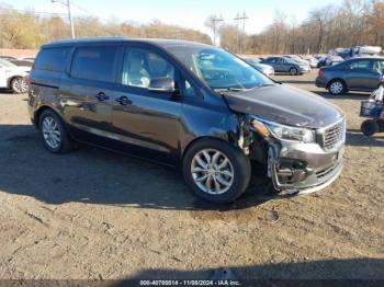  Salvage Kia Sedona