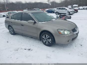  Salvage Nissan Altima