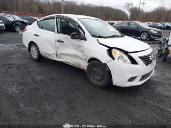  Salvage Nissan Versa