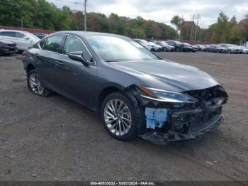  Salvage Lexus Es