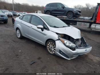  Salvage Ford Fiesta