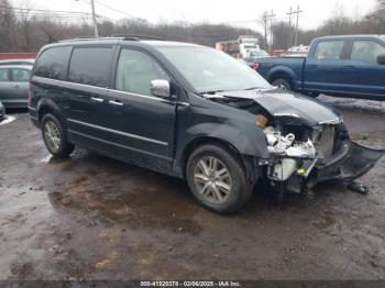  Salvage Chrysler Town & Country