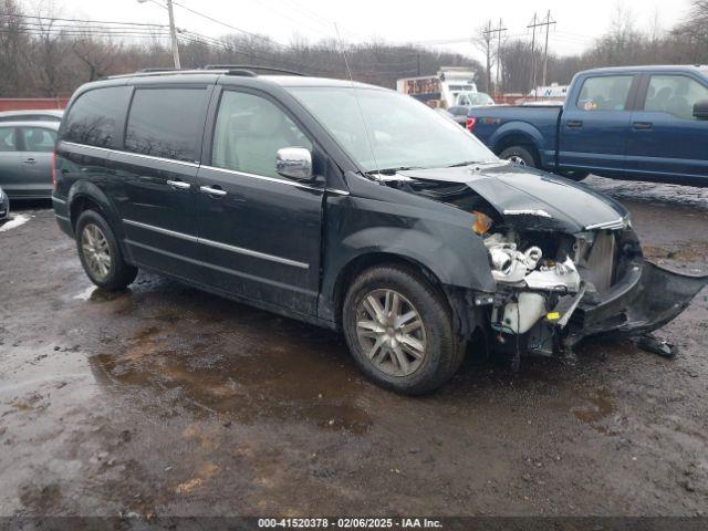  Salvage Chrysler Town & Country