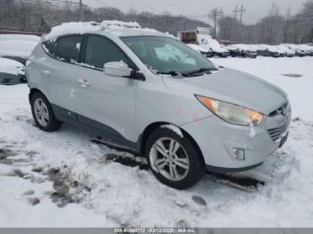  Salvage Hyundai TUCSON