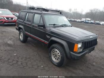  Salvage Jeep Cherokee