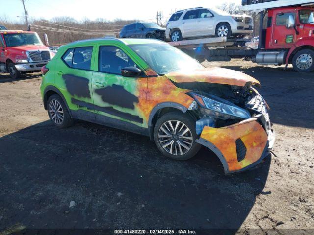  Salvage Nissan Kicks