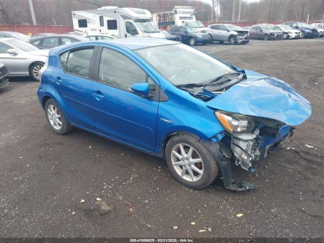  Salvage Toyota Prius c