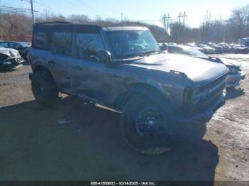  Salvage Ford Bronco