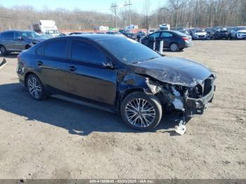  Salvage Kia Forte
