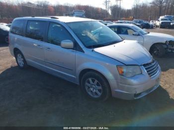  Salvage Chrysler Town & Country