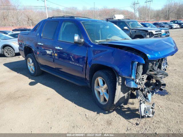  Salvage Chevrolet Avalanche