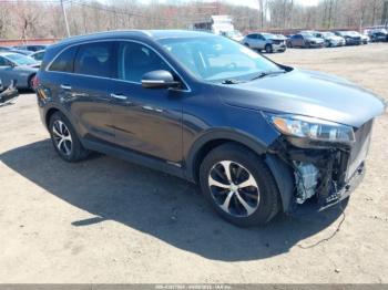  Salvage Kia Sorento