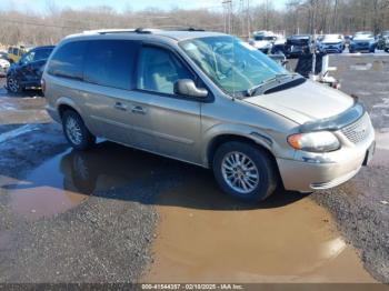  Salvage Chrysler Town & Country