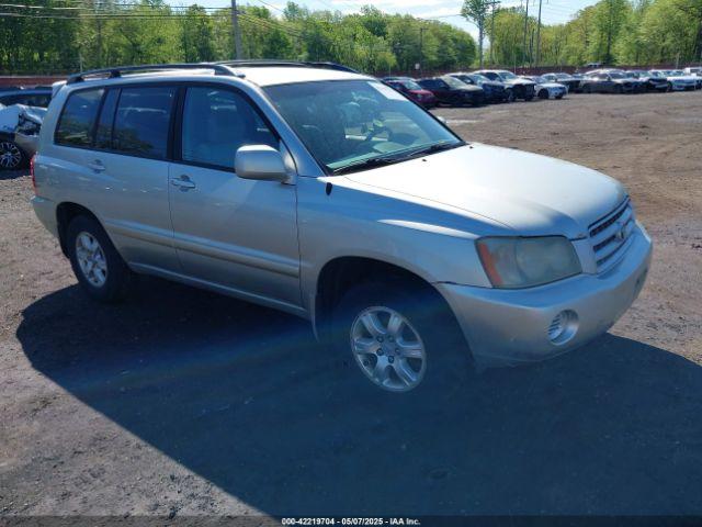  Salvage Toyota Highlander