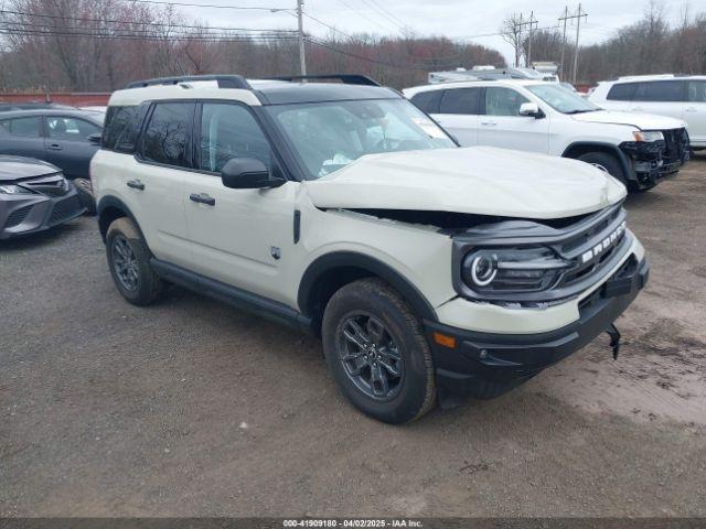 Salvage Ford Bronco
