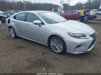  Salvage Lexus Es