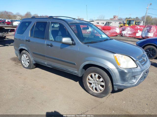  Salvage Honda CR-V