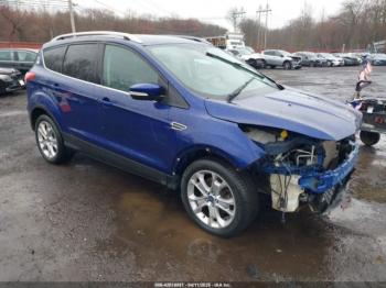  Salvage Ford Escape