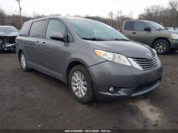  Salvage Toyota Sienna