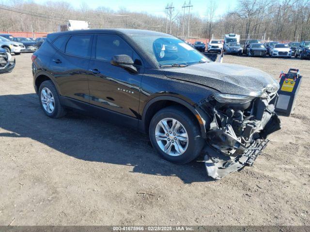  Salvage Chevrolet Blazer