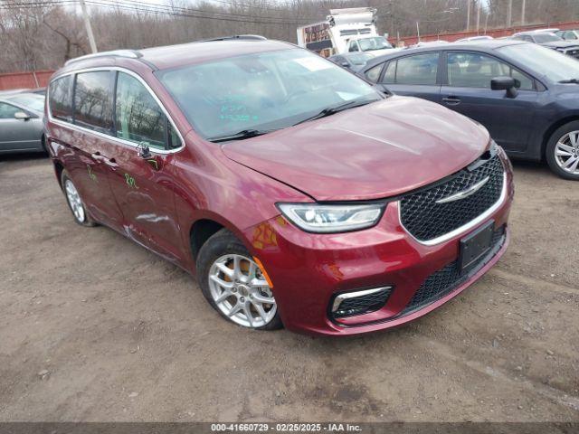  Salvage Chrysler Pacifica