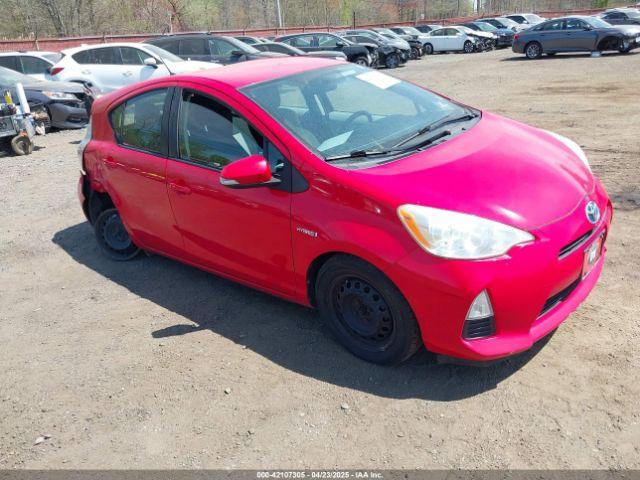  Salvage Toyota Prius c