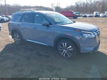  Salvage Nissan Pathfinder