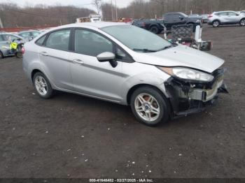  Salvage Ford Fiesta