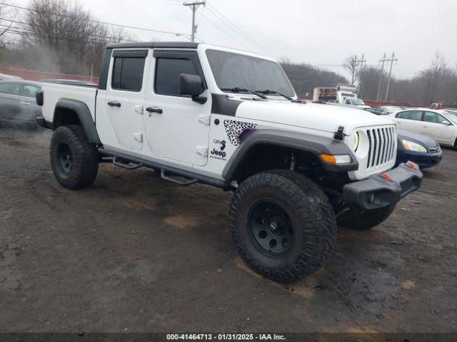  Salvage Jeep Gladiator