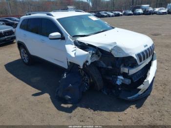  Salvage Jeep Cherokee