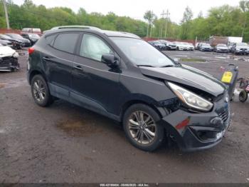  Salvage Hyundai TUCSON
