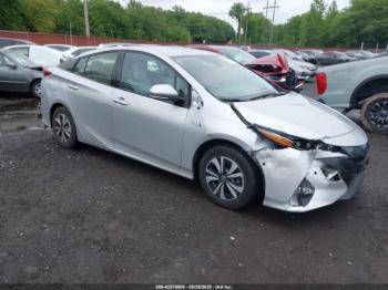  Salvage Toyota Prius Prime