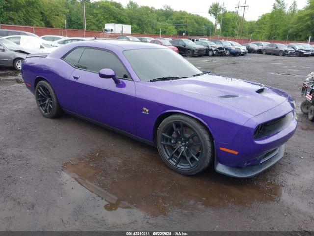  Salvage Dodge Challenger