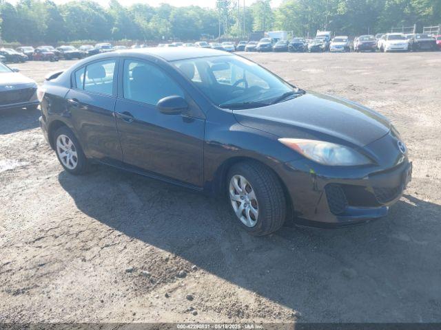  Salvage Mazda Mazda3