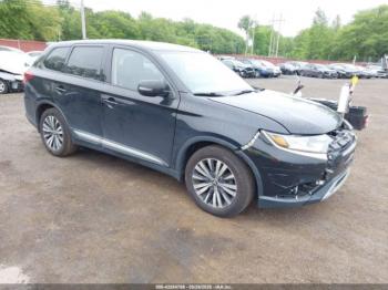  Salvage Mitsubishi Outlander